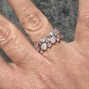 Elegant Silver and Pink Gemstone Ring